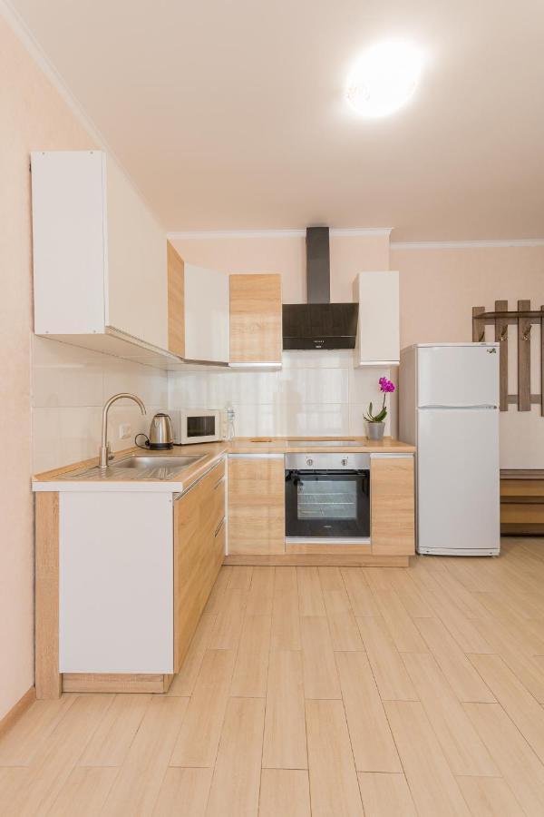 Уютная Квартира В Жк Острова Kryzjanivka Exteriör bild